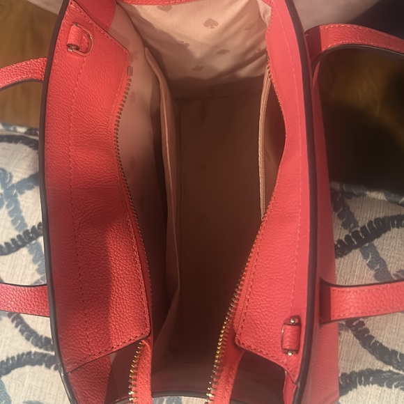 COPY - Kate Spade Pink Satchel with Structured Design and Smooth Texture - Picture 3 of 3